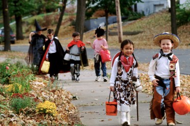 kids-halloween-costumes.jpg